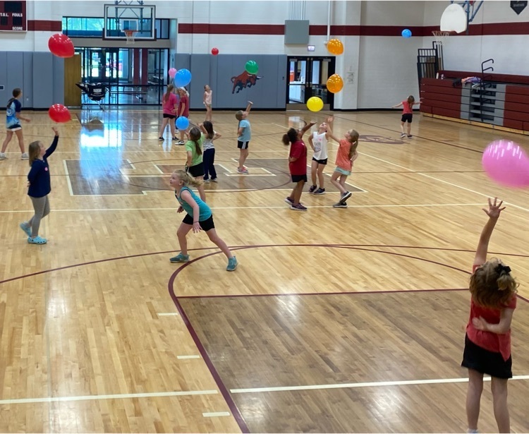 Learning to use fingertips to control a balloon.