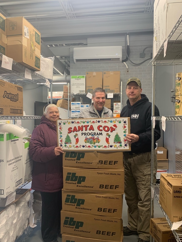 Beef in Schools donation from Tyson's Fresh Meats and Santa Cop
